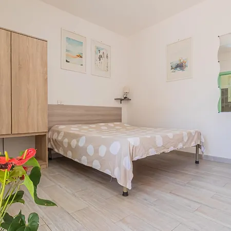 Apartment Casa Zullo B5 *